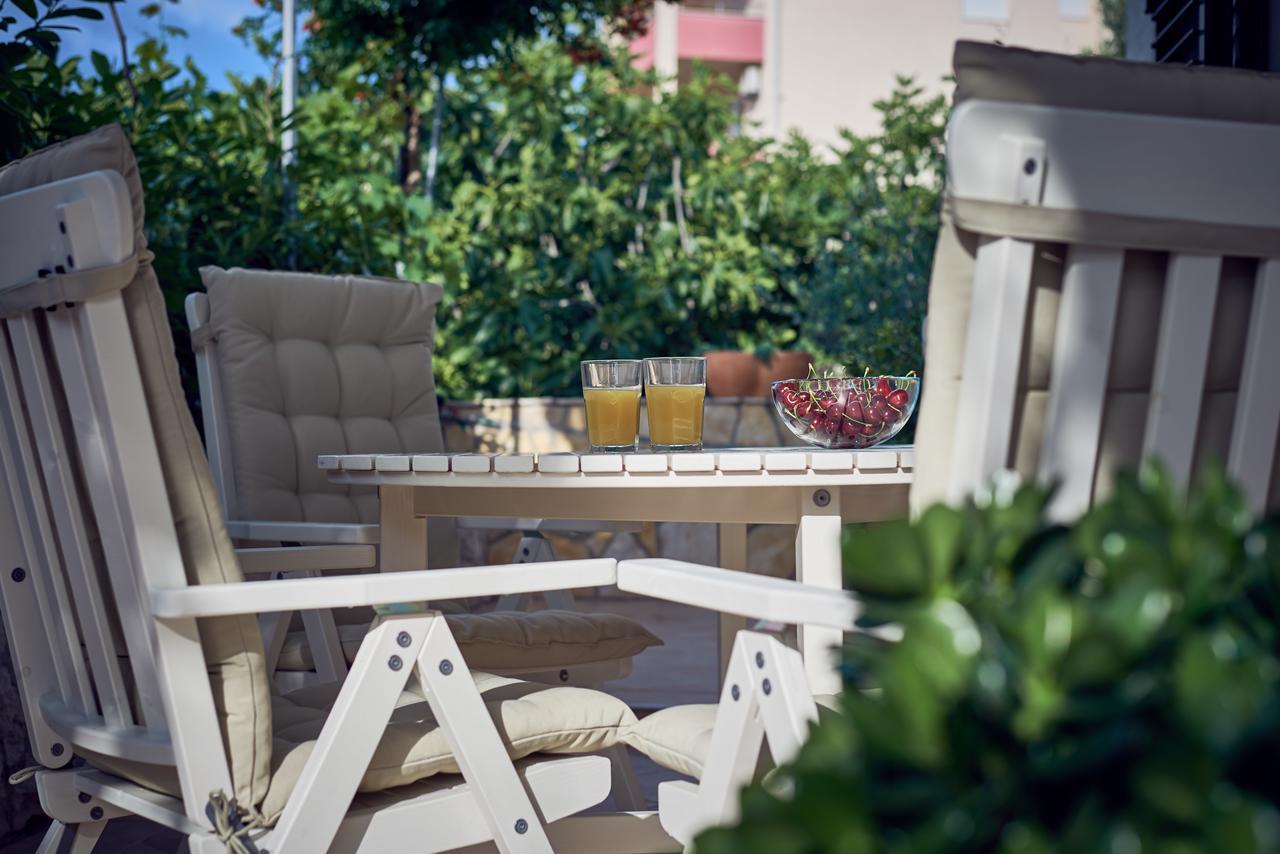 Apartments Tonka Trogir Exterior foto